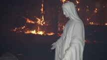 Imagen de ¡De no creer! La imagen de la Virgen que quedó intacta luego de que el fuego destruyera una iglesia en Córdoba 