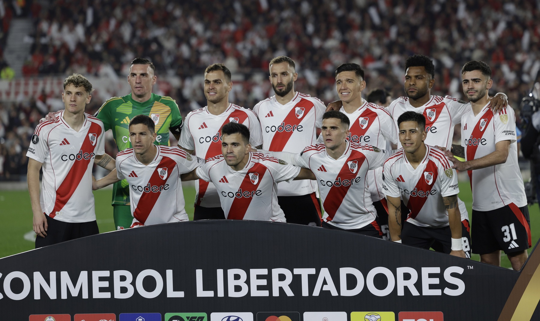 Uno de los flamantes refuerzos de River no podrá estar disponible ante Platense. Foto: FBaires.