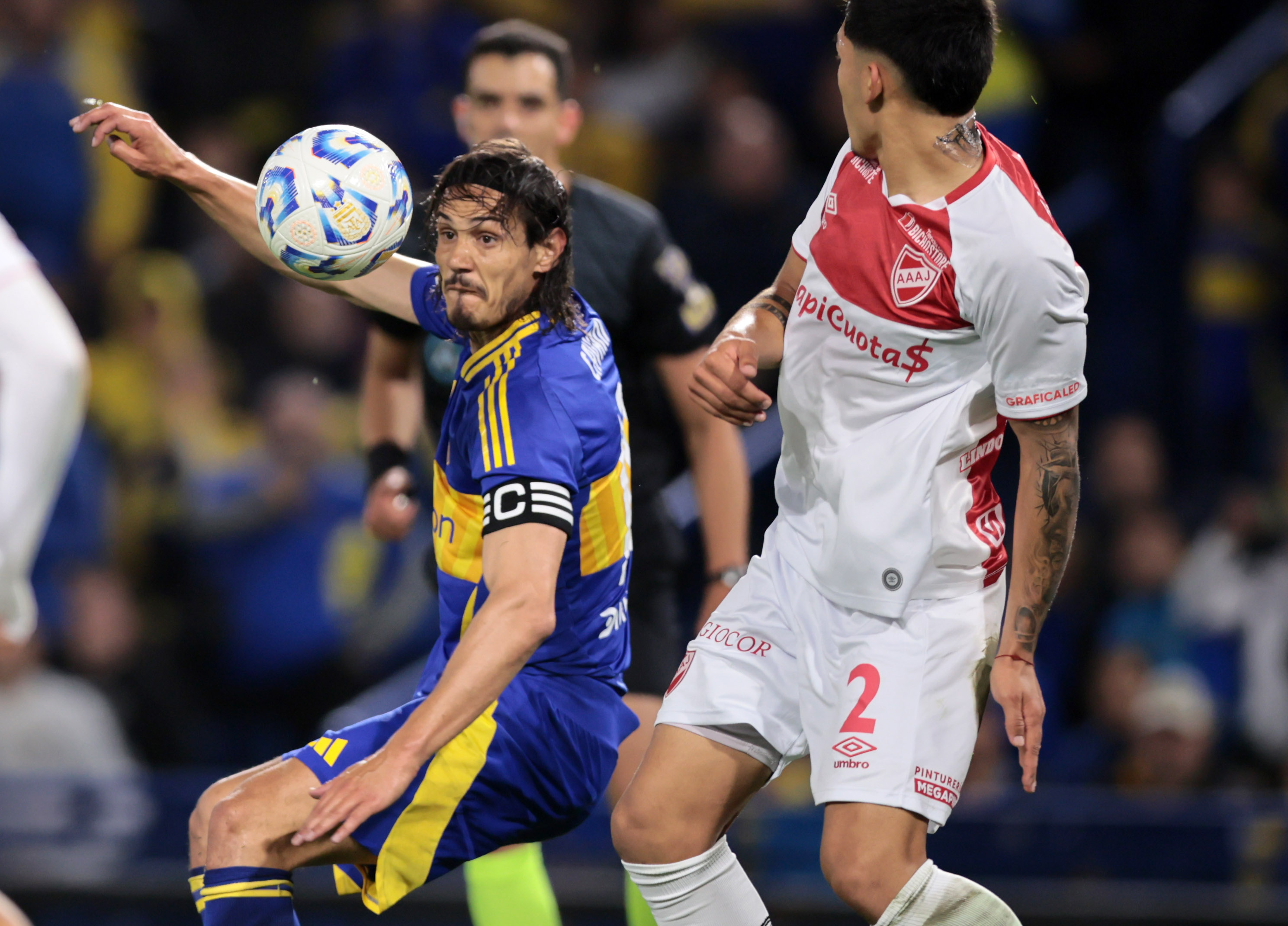 Edinson Cavani se agradeció con un sentido posteo a los hinchas de Boca. Foto: @BocaJrsOficial.