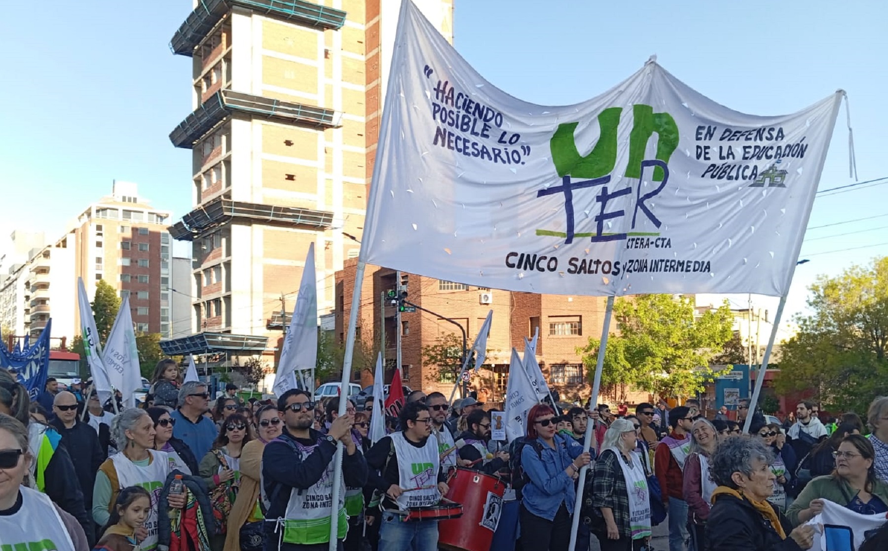 Paro de Unter desde Cipolletti a Cinco Saltos este viernes: qué se sabe de los días sin clases.