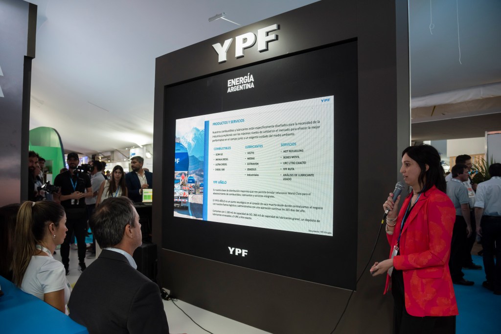 Stand de YPF en la Argentina Oil&Gas (AOG) 2024 / Foto gentileza