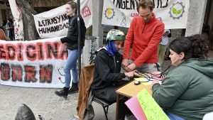 En Bariloche los estudiantes optaron por «vigilias» en la UNRN y el Comahue