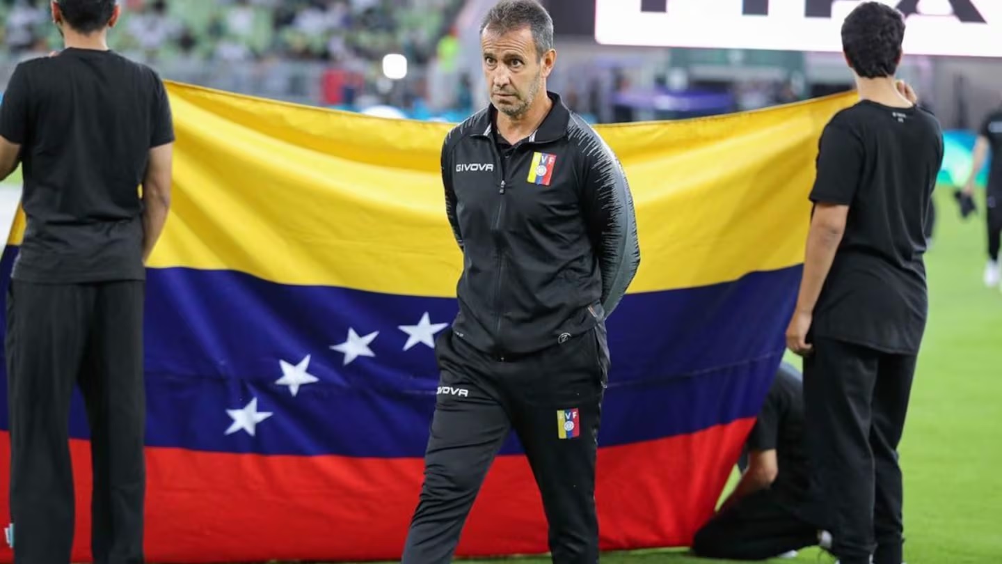 El entrenador argentino Fernando Bocha Batista analizó el partido contra la Albiceleste.