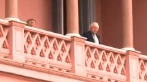 Imagen de Javier Milei se reunió con Boris Johnson: agenda personal y polémico saludo desde la Casa Rosada