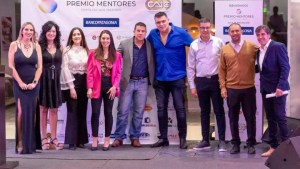 Entregan el premio «Mentores» a las empresas que más inspiran en Roca: quiénes son los nominados