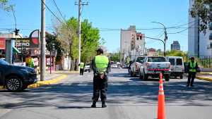 Multas en Neuquén: reducen controles por el sentido único de Ricchieri y de Luis Beltrán