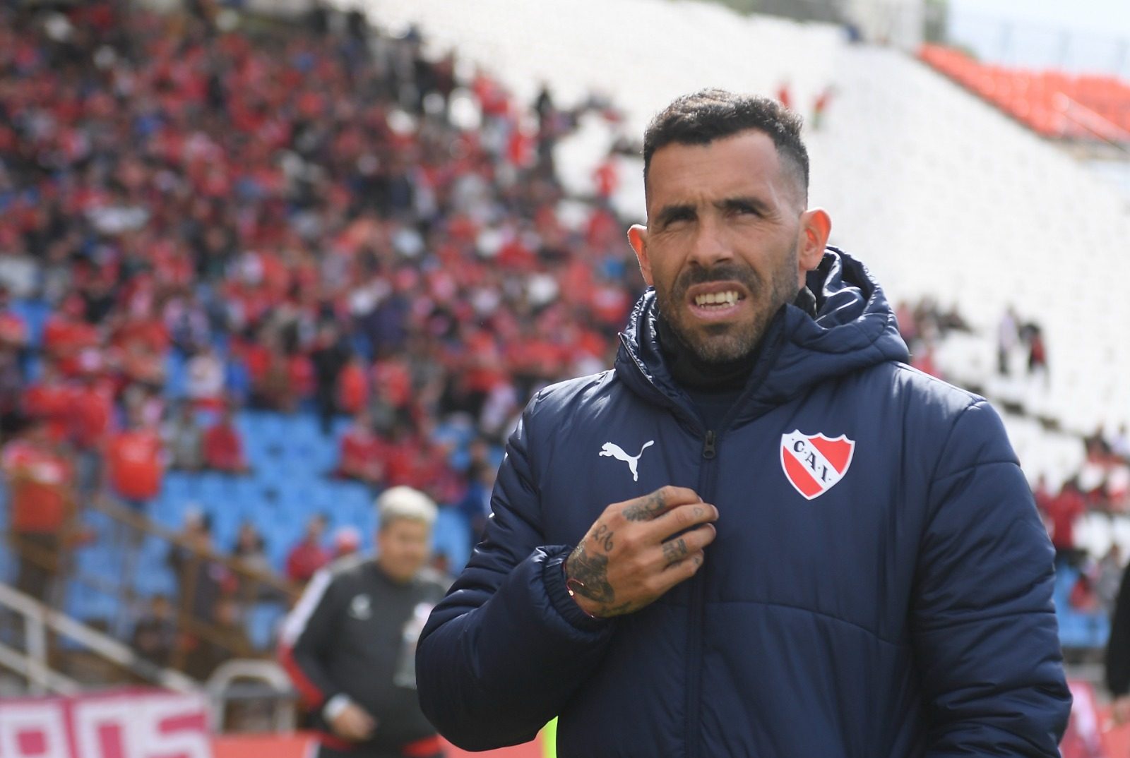 Carlos Tevez aseguró que Independiente le debe plata.