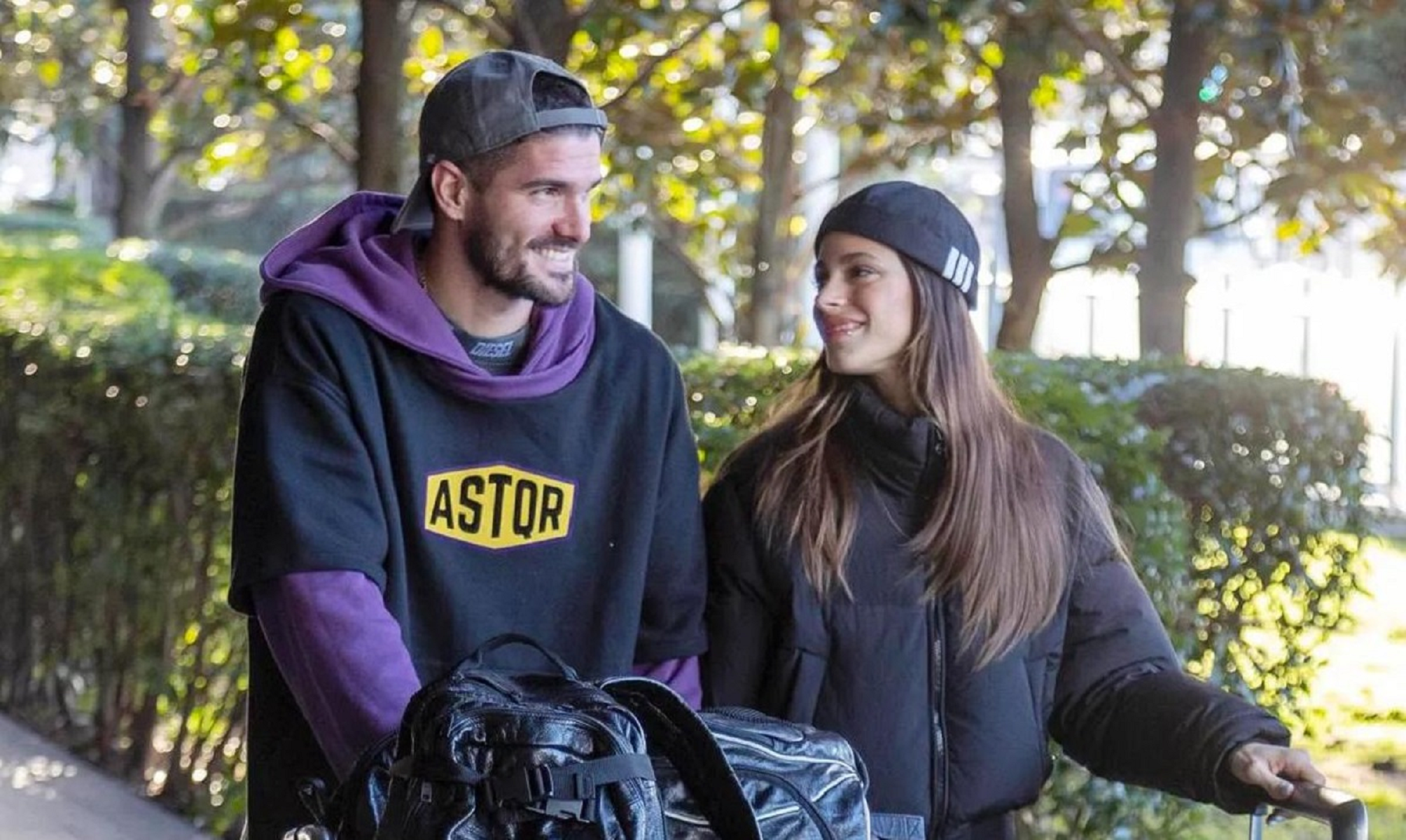 Rodrigo De Paul y Tini Stoessel. 