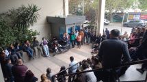 Imagen de Conflicto de Salud para Rolando Figueroa, con ATE, UPCN y profesionales: en el ISSN y en hospitales