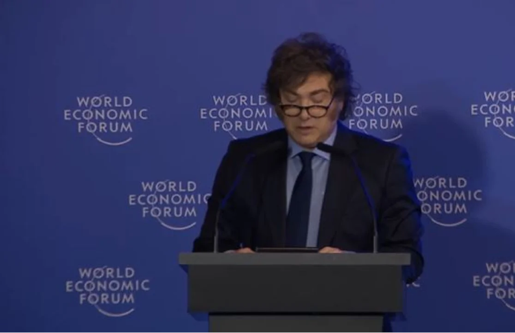 Javier Milei en el Foro Económico Mundial que se realiza en el Palacio Libertad. (Noticias Argentinas).