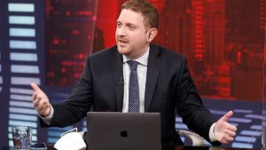 ¿Jonatan Viale se va de TN?: Aseguran que está negociando con otro canal de noticias