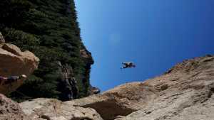 Martín Bisi, el escalador de San Martín de los Andes que desafía la gravedad