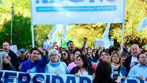 Protestas en Neuquén: toma en la UNCo y marcha universitaria este viernes