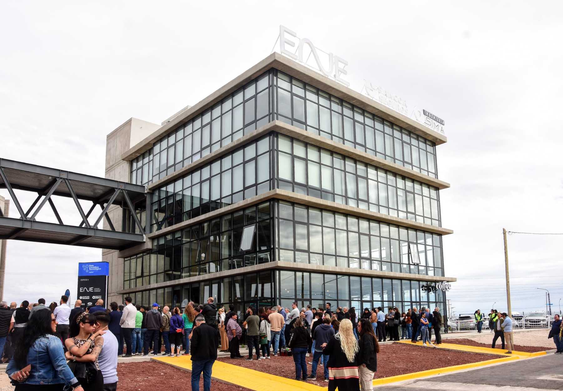 La inauguración del primer módulo el Polo Tecnológico se produjo hoy con anuncios para la finalización de la nave principal (foto Cecilia Maletti)