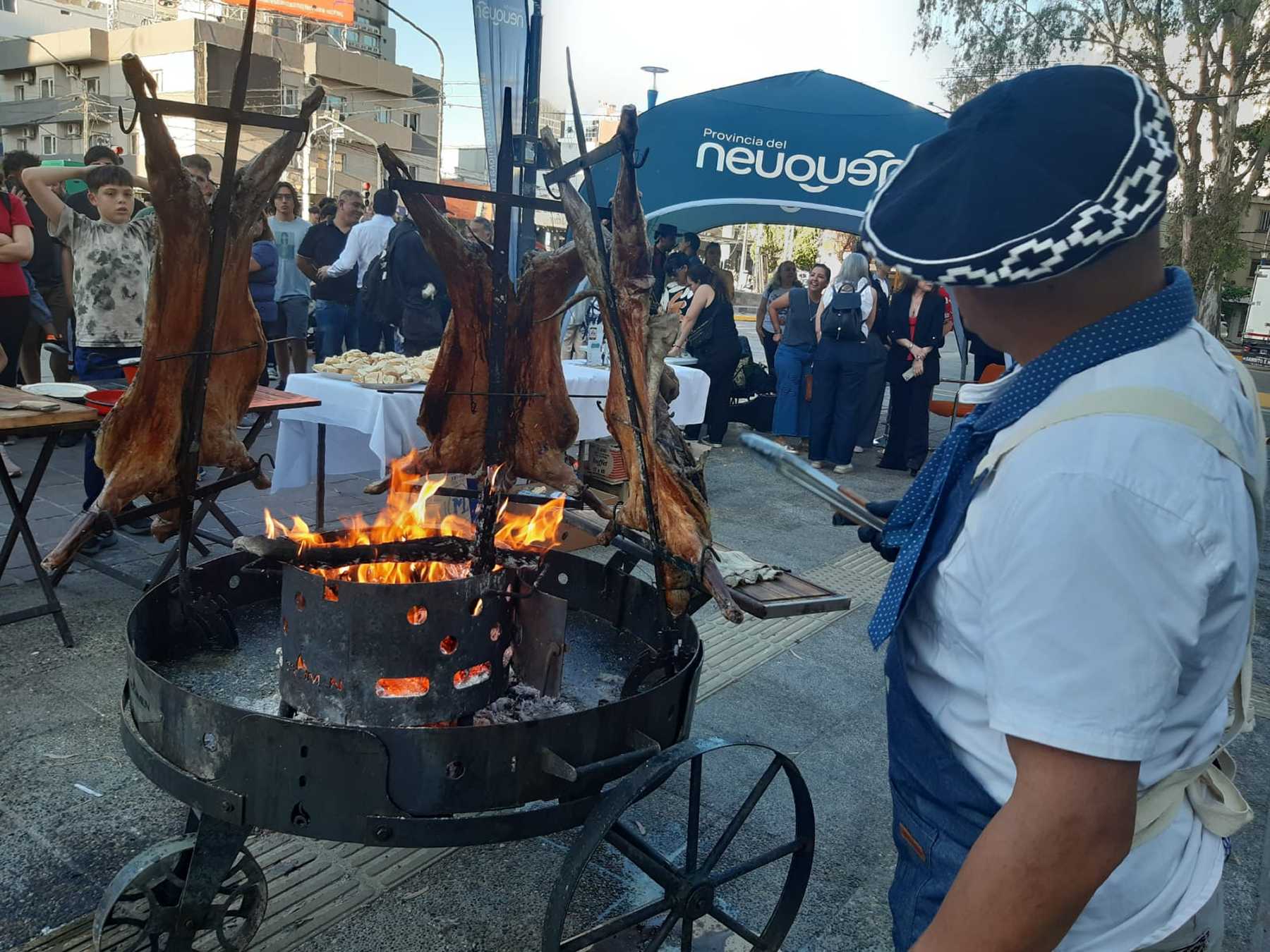 Presentación de la Fiesta del Chivito en Neuquén. Foto: Oscar Livera.