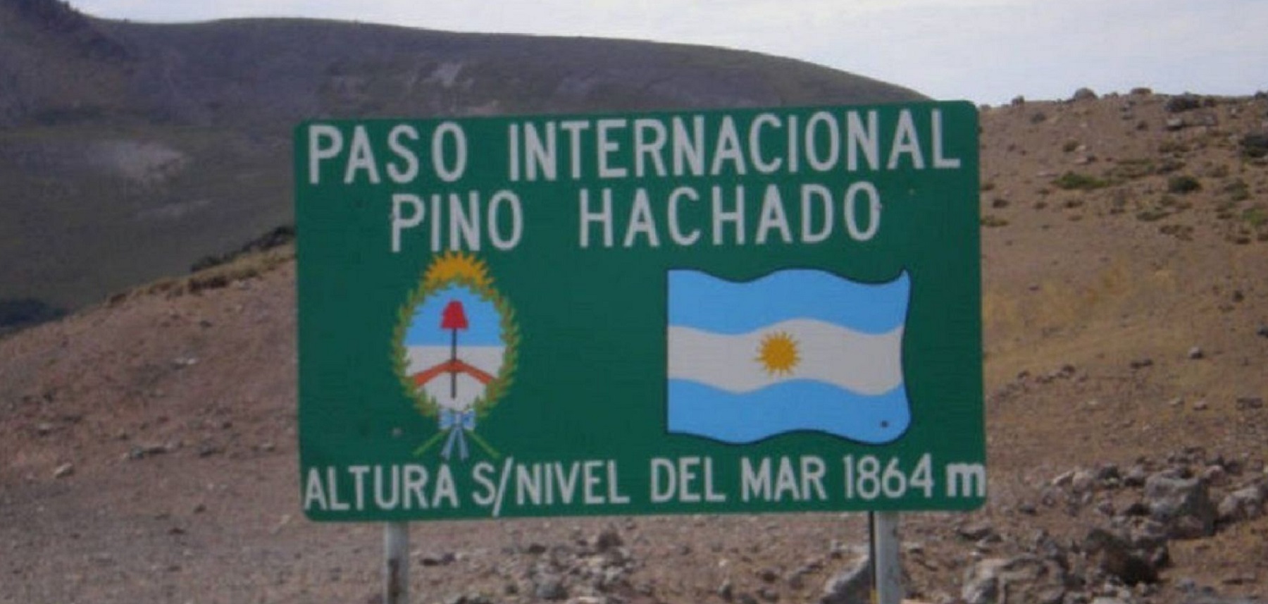 Paso internacional Pino Hachado.-