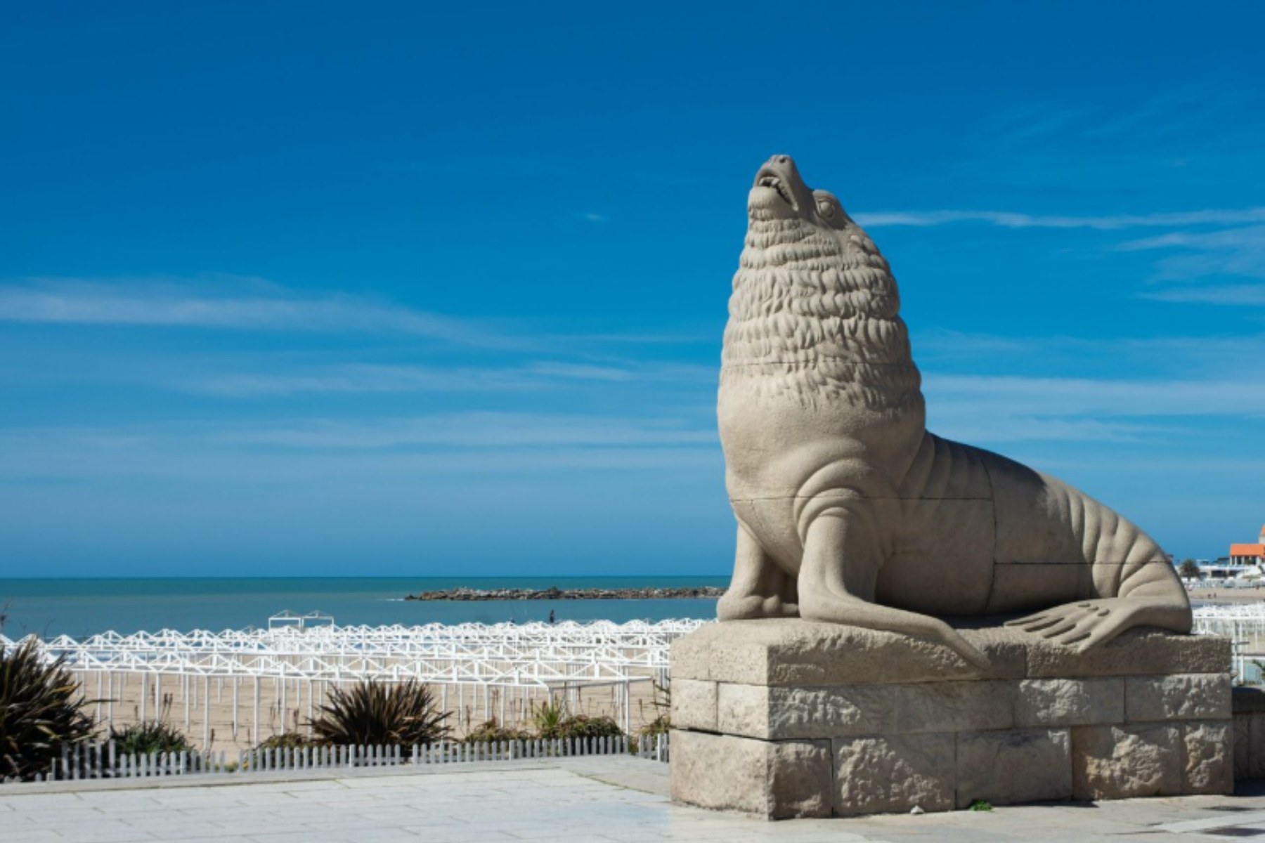 Mar del Plata, uno de los destinos más populares para este verano 2025. 