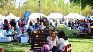 Festival de la Sidra en Roca: estacionamiento, paseos, artistas, cómo llegar desde Neuquén y más detalles