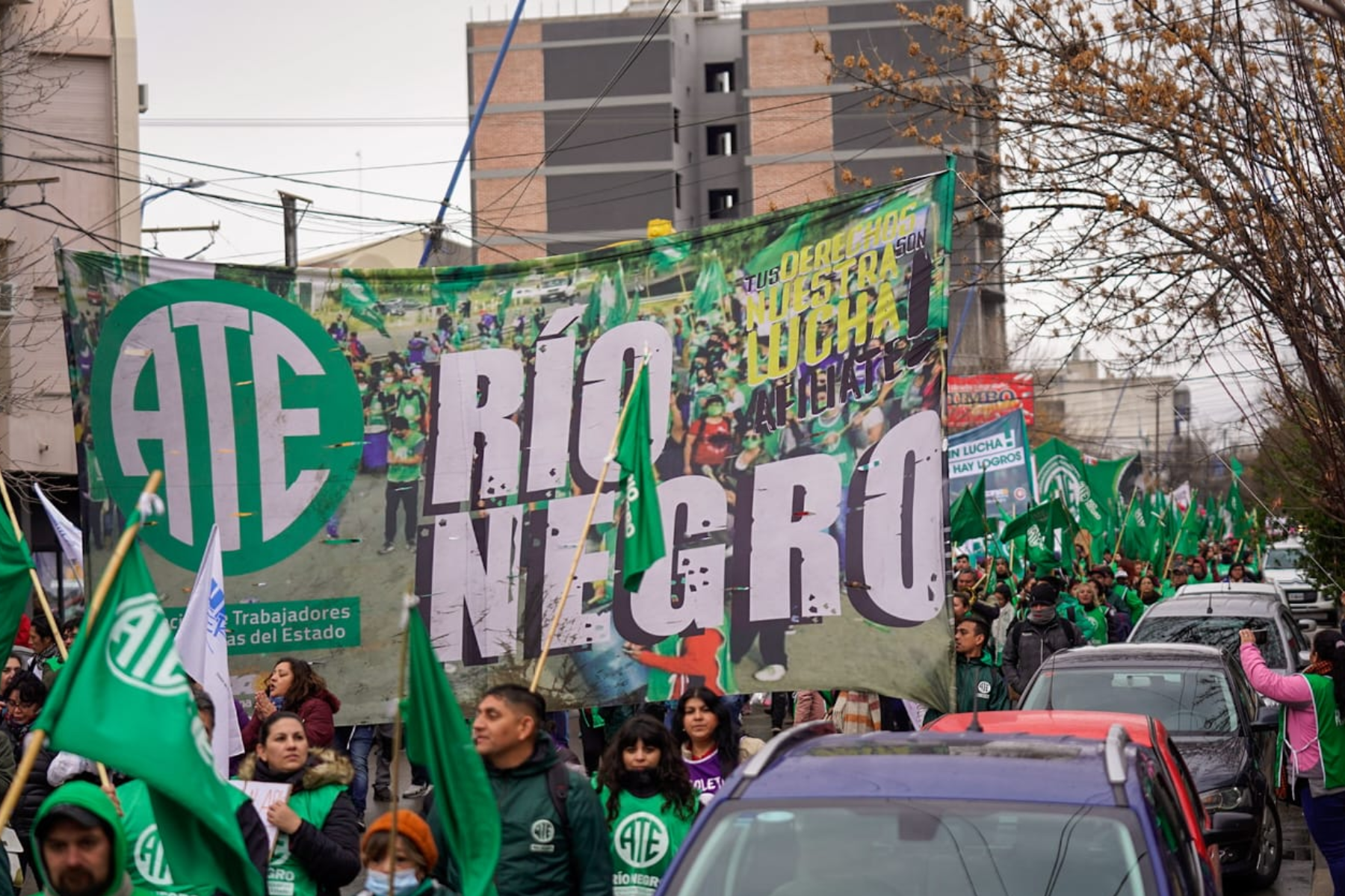 ATE Río Negro continúa con una medida de fuerza de 36 horas, que comenzó ayer y continuará durante todo el miércoles.