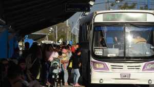 Cómo funcionará el estacionamiento y los colectivos en Roca durante Nochebuena y Navidad