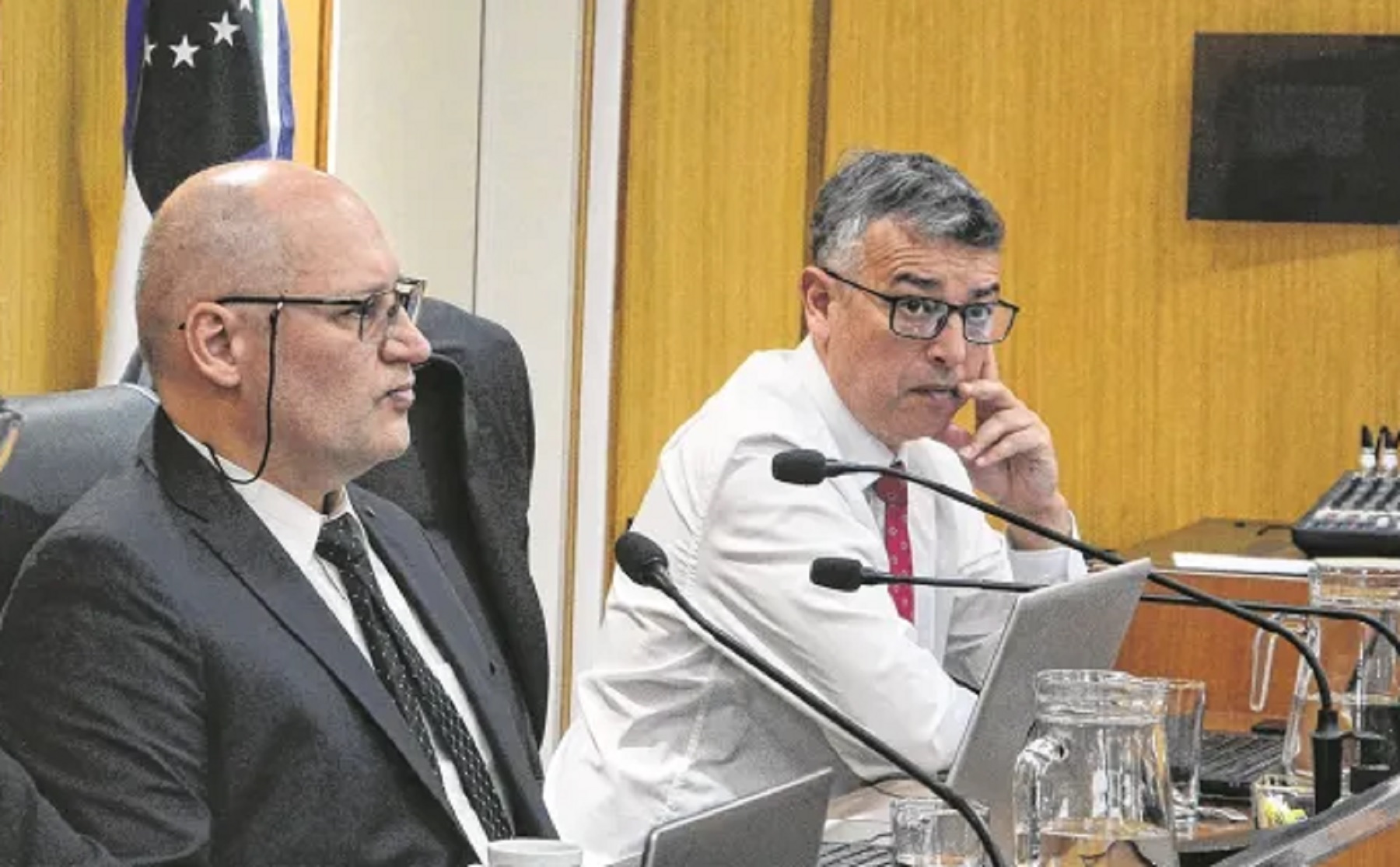 Adrián Zimmermann y Carlos Mussi, dos de los miembros del Tribunal de Impugnación que ratificaron la condena por intento de femicidio en Huergo.  