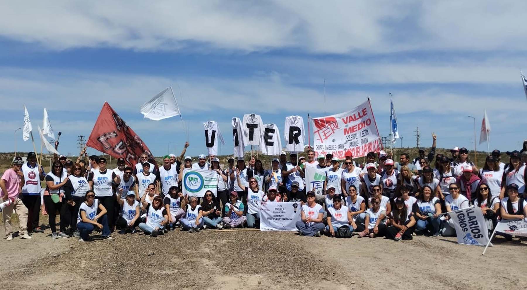 Ayer, la Unter se manifestó en Conesa, como paros en esa localidad, conjuntamente con Viedma, Río Colorado y Valle Medio. Foto Gentileza