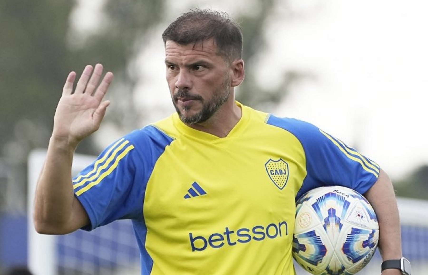 Mariano Herrón hará su debut como entrenador interino en Boca.