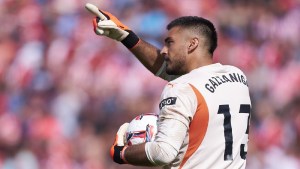 Locura de Paulo Gazzaniga en España: atajó tres penales en el triunfo de Girona ante Athletic Bilbao