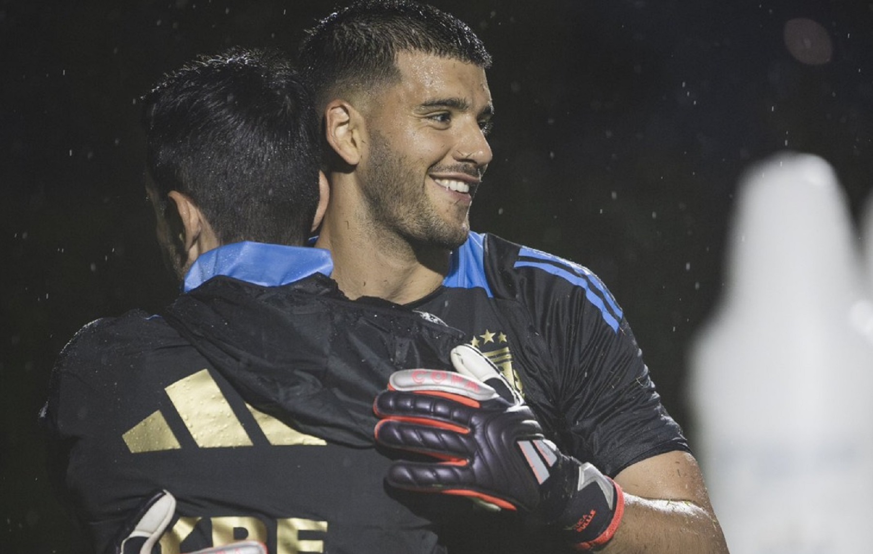 La Selección Argentina entrenó este lunes a pesar del huracán Milton. Foto: @Argentina.