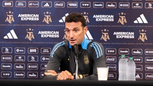 Lionel Scaloni encendió las alarmas por el huracán Milton: «Estamos preocupados, ojalá podamos salir»