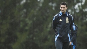 Con el regreso de Dibu, Garnacho y una sorpresa, Scaloni confirmó la lista de convocados para las Eliminatorias