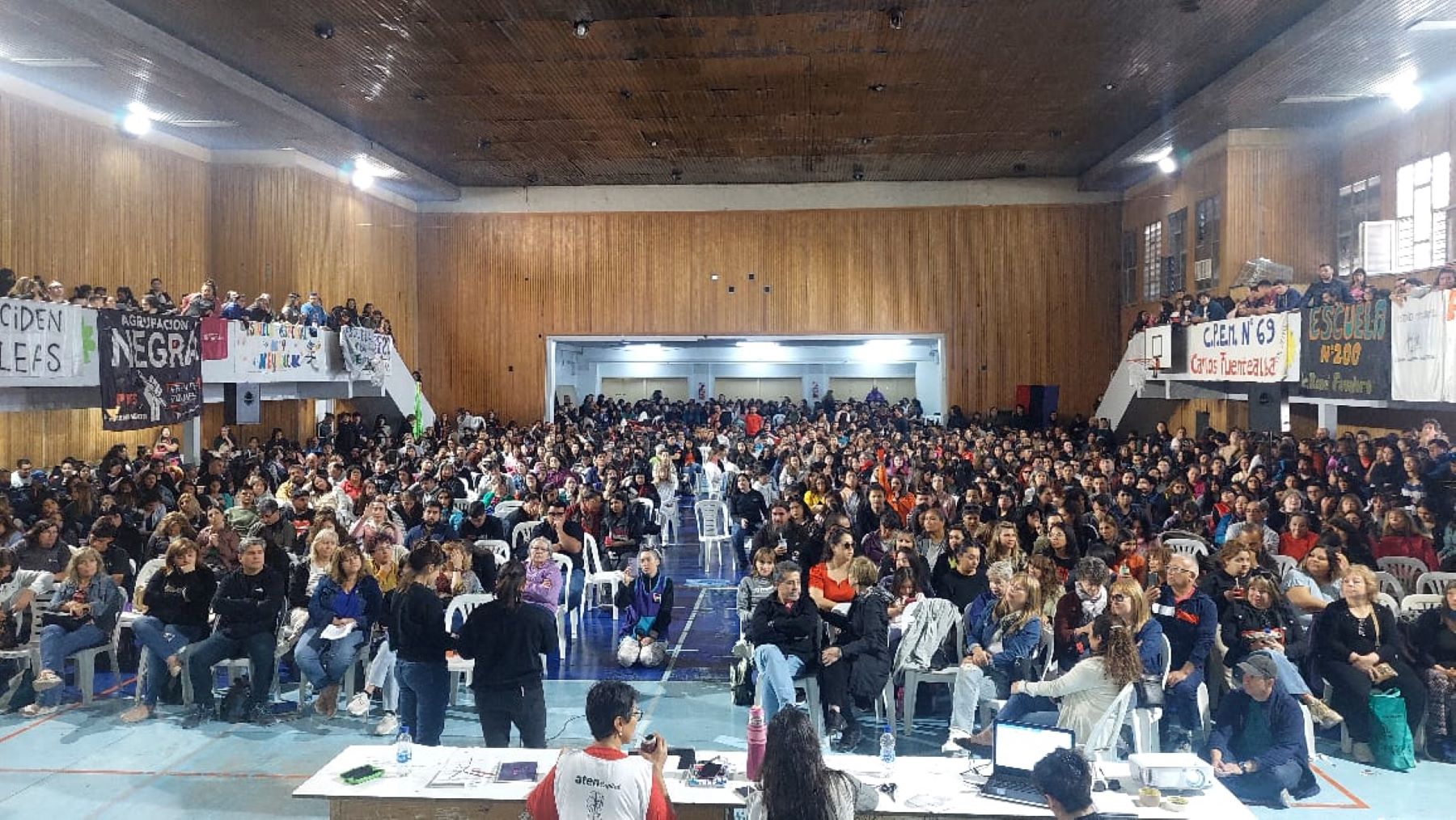 Asambleas de ATEN este viernes en Neuquén. Foto: Gentileza. 