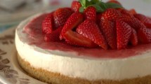 Imagen de Bake Off Famosos: cómo hacer el Cheesecake de Frutillas de Maru Botana