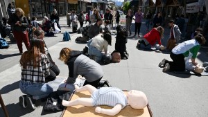 Las universidades continúan movilizadas en Bariloche y profundizan la protesta