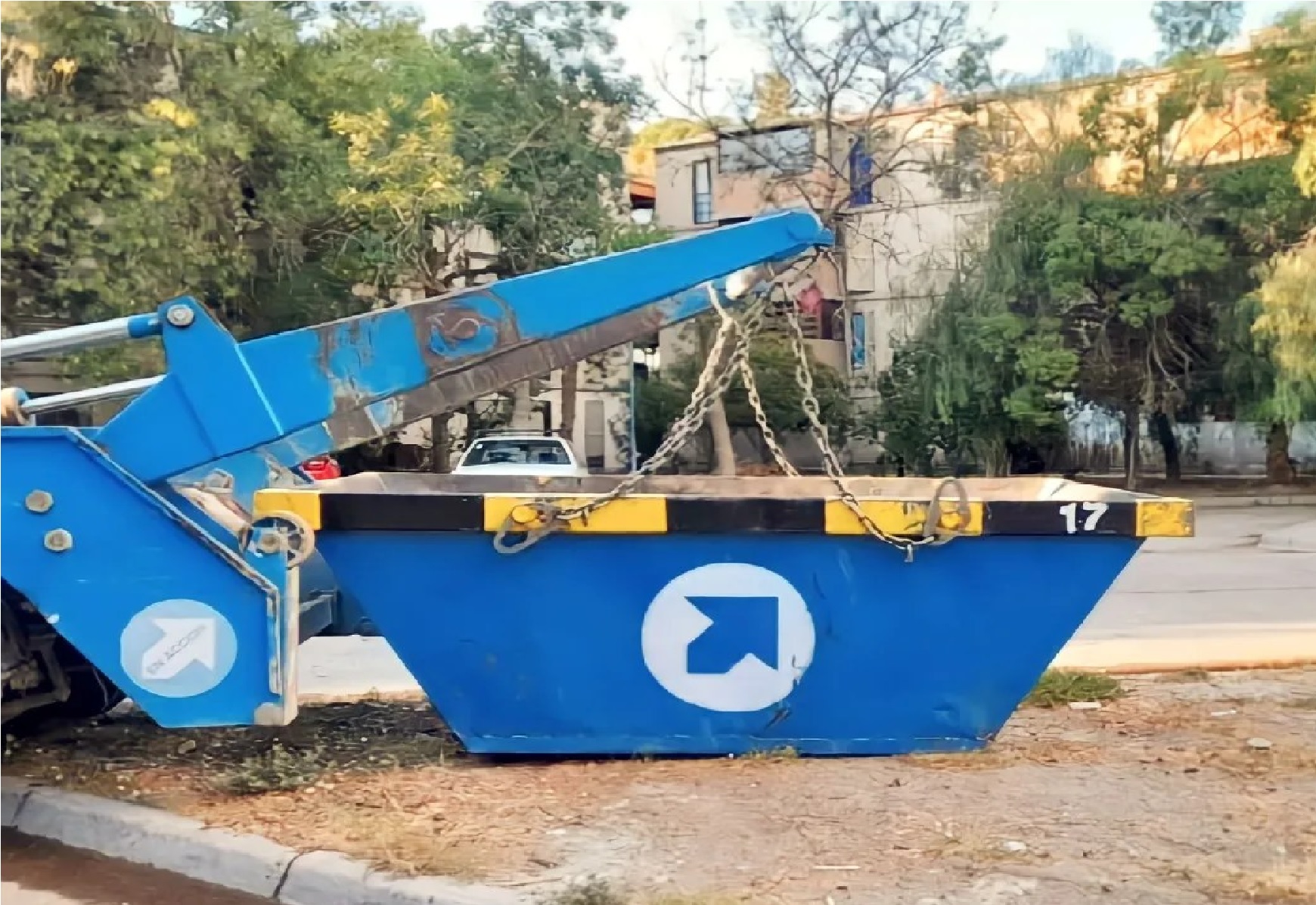 Contenedores de Basura en Roca