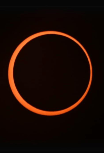 El eclipse solar anular y su anillo de fuego en fotos