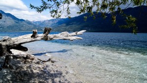 Secretos de uno de los lagos más lindos de la Patagonia: aguas cristalinas y una playa escondida