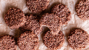 En 4 pasos: galletitas de chocolate y quinoa, ideales para el mate ¡súper fáciles y sanas!