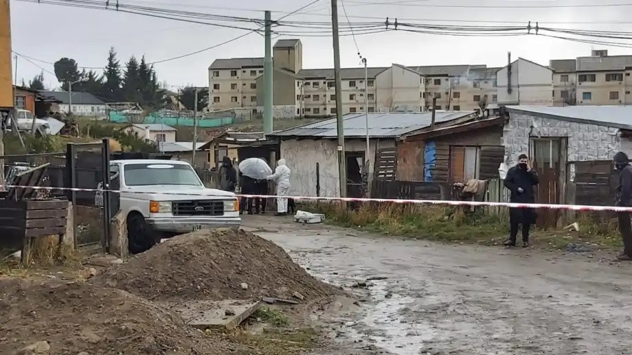 A Sebastián Ojeda lo tirotearon el viernes por la tarde en el barrio Arrayanes de Bariloche y murió después, en el hospital Ramón Carrillo. (foto de archivo)