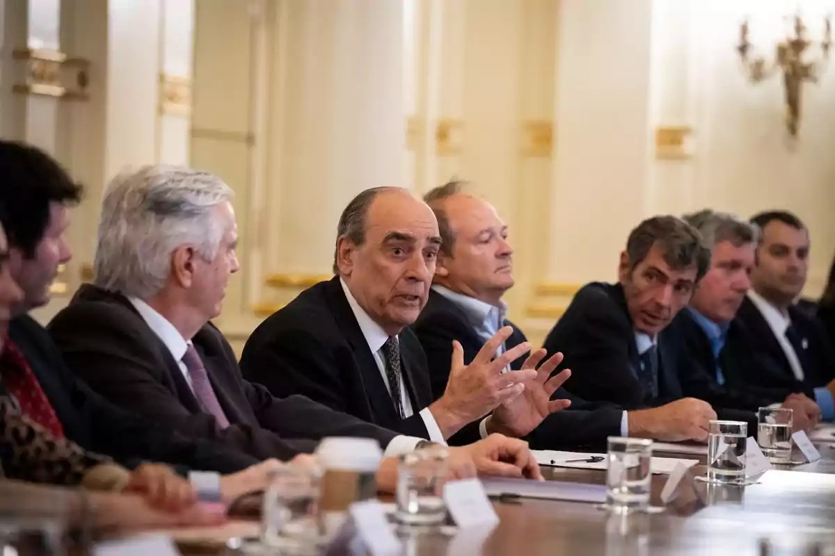 La reunión de referentes del sector y autoridades nacionales se realizó este martes. Foto: gentileza. 