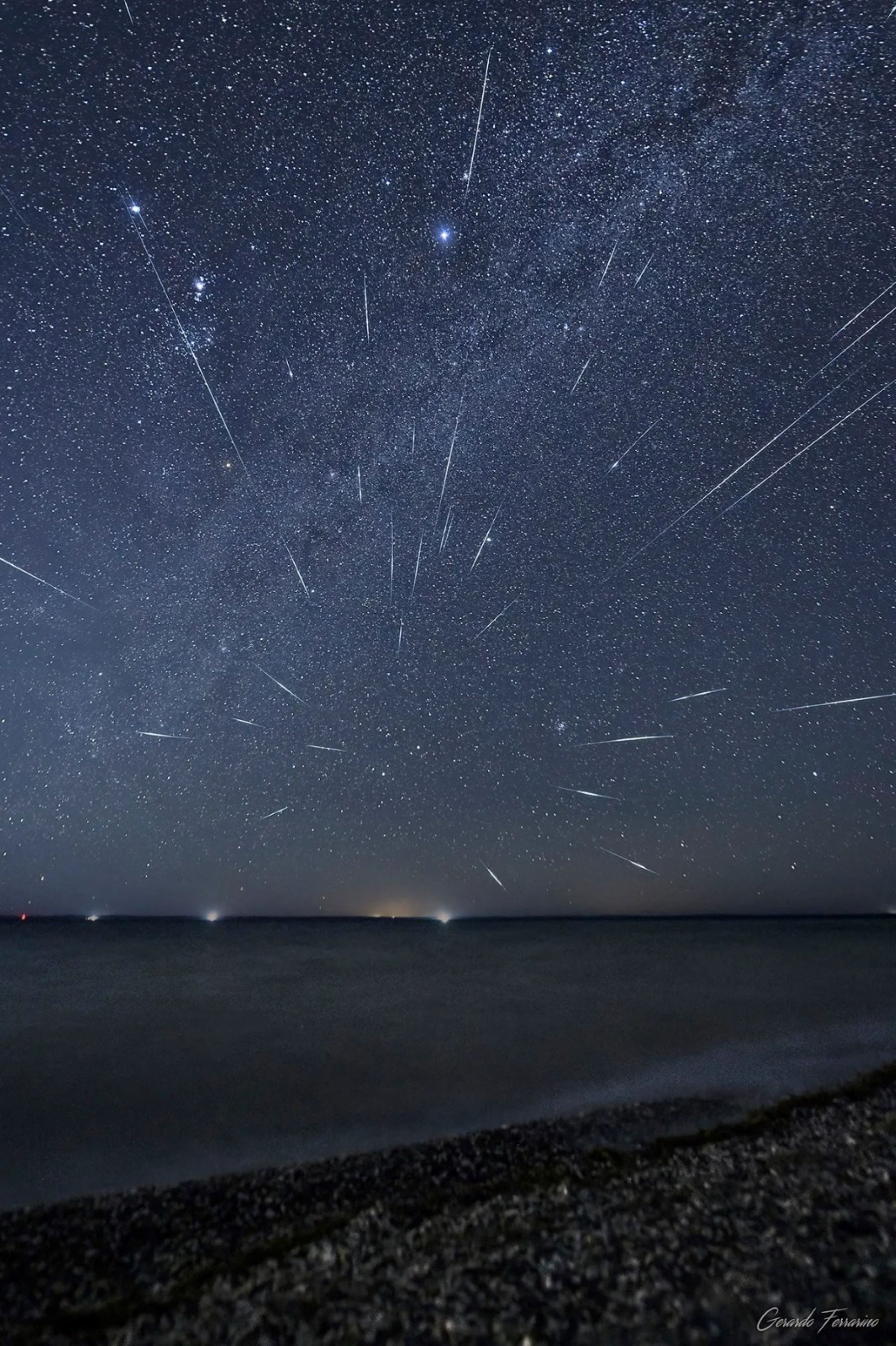 Las Gemínidas la próxima lluvia de estrellas que se aproxima. Foto: Gerardo Ferrarino