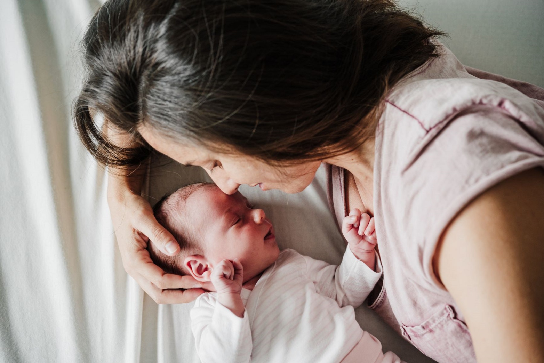 La licencia por maternidad es de 90 días.