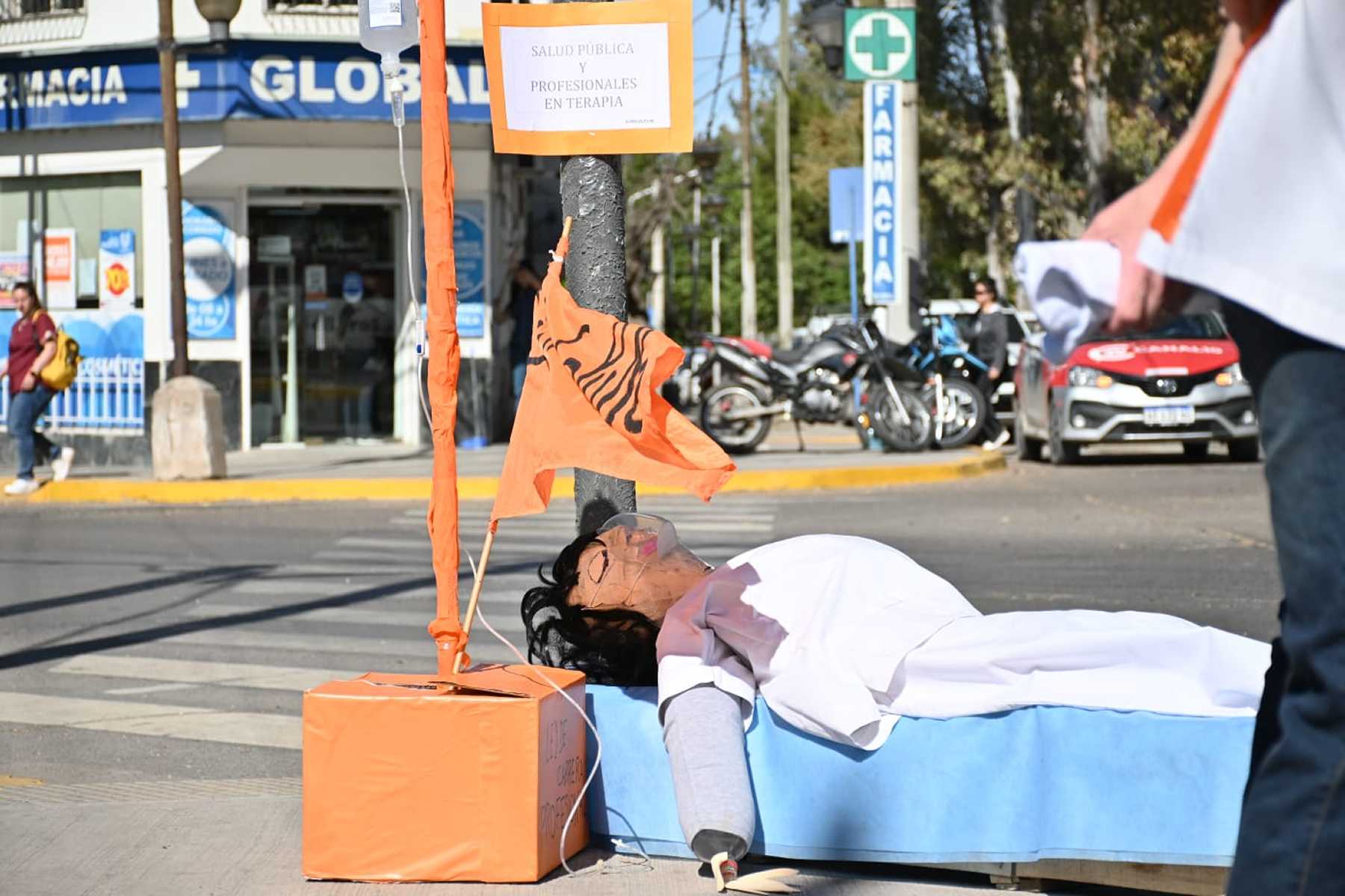 Lor profesionales de Salud de Neuquén harán retención de tareas. Foto: Florencia Salto.