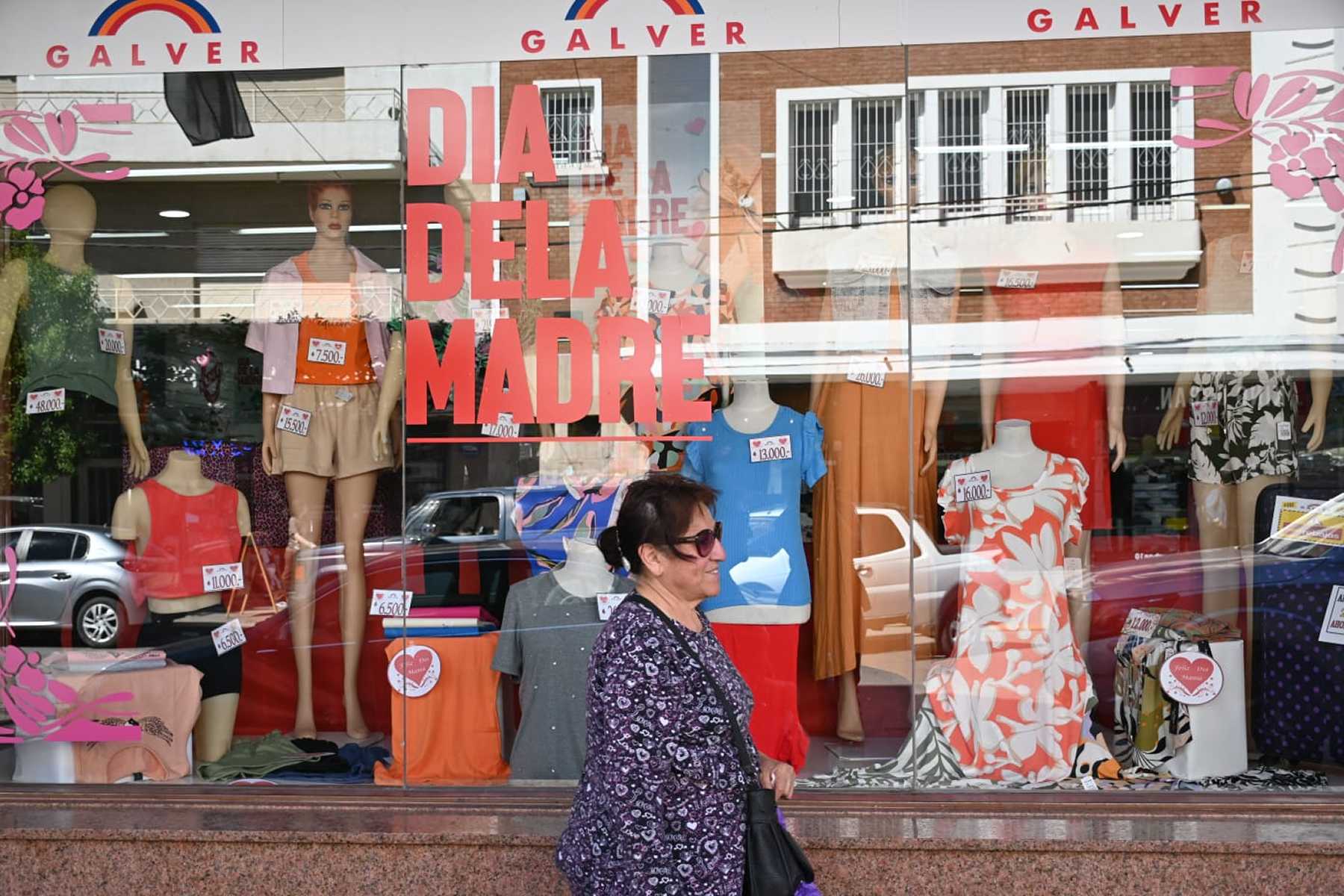 Preocupación en Neuquén por las bajas ventas por el día de la madre. Foto: Florencia Salto