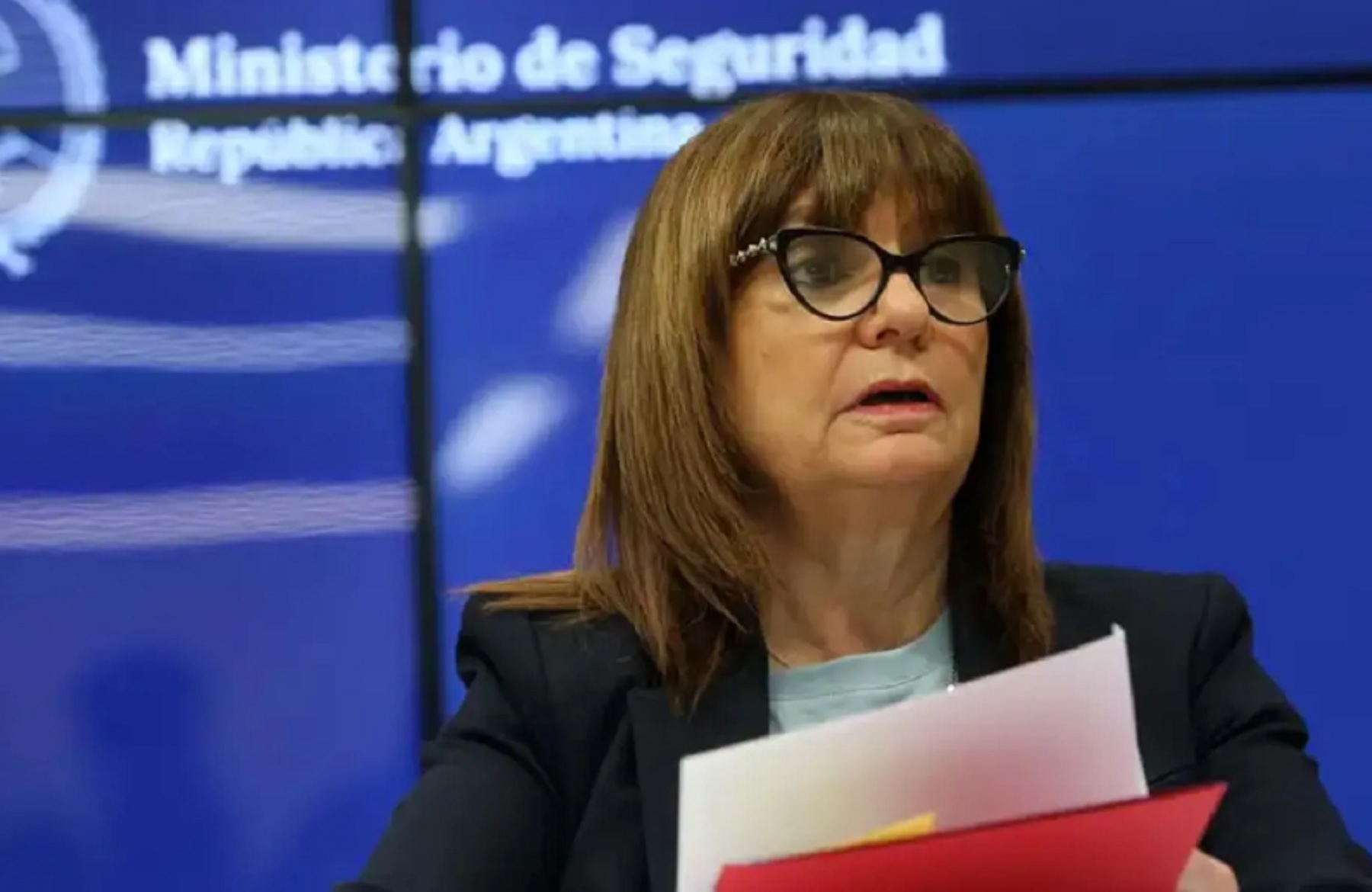 Patricia Bullrich confirmó que preparan un operativo especial por el derrumbe en Villa Gesell. 