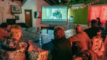 Imagen de El Incaa continúa llevando el cine local y gratuito a los parajes del interior de Neuquén