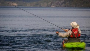 Temporada de pesca 2024 – 2025 en la Patagonia: cuándo salen a la venta los permisos