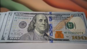 Dólar blue en Neuquén: registra la tercera suba consecutiva este martes 22 de octubre de 2024