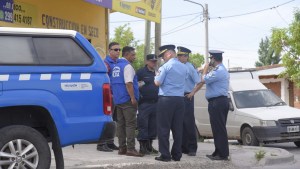 El policía de Neuquén baleado por un compañero pudo hablar, pero sigue en terapia intensiva