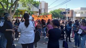 Quiénes son los estatales que desafían a Carlos Quintriqueo en la marcha de este viernes